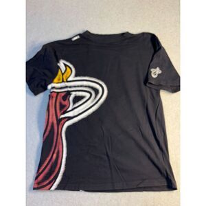 Miami Heat T-Shirt‎ Men's Large Black UNK Graphic Tee Crew Neck Pullover Stretch